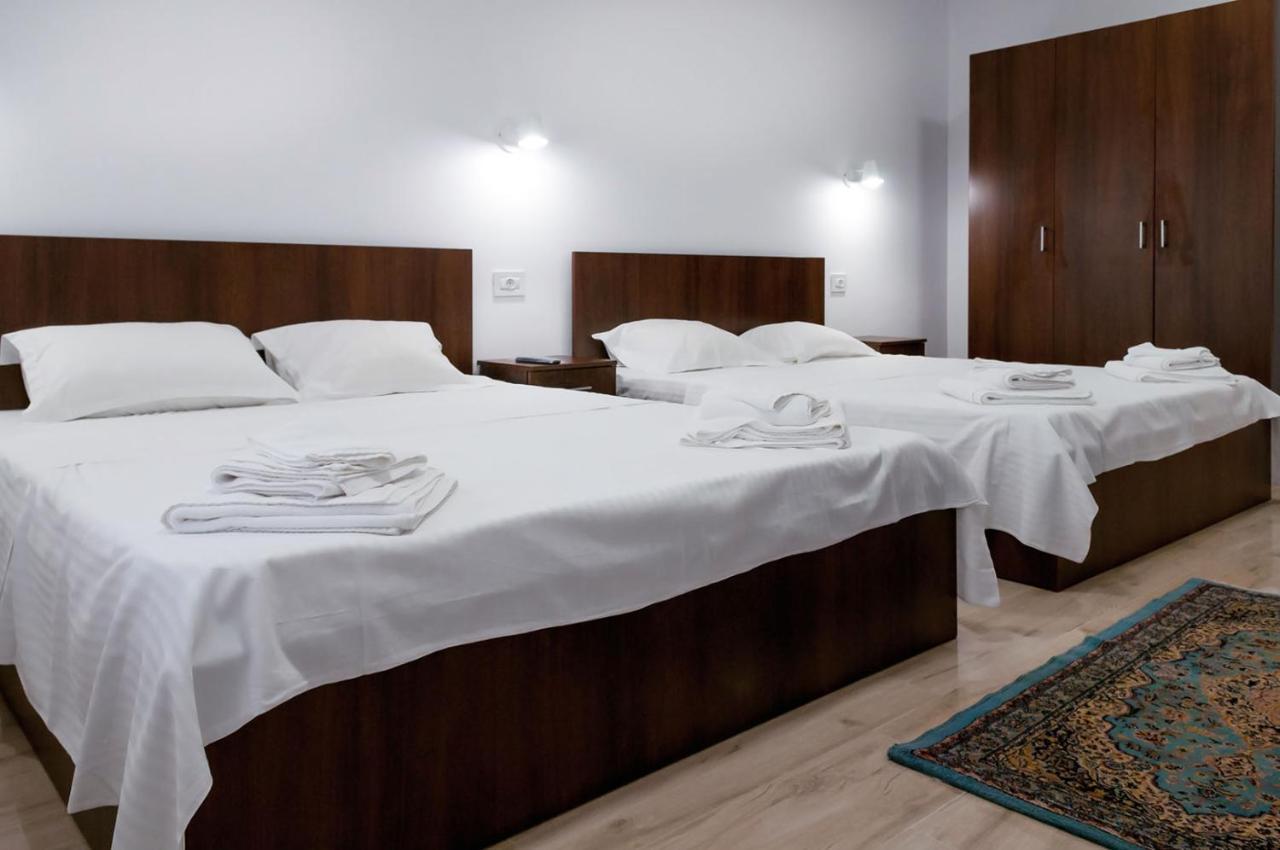 Vila Regal Mamaia Luaran gambar