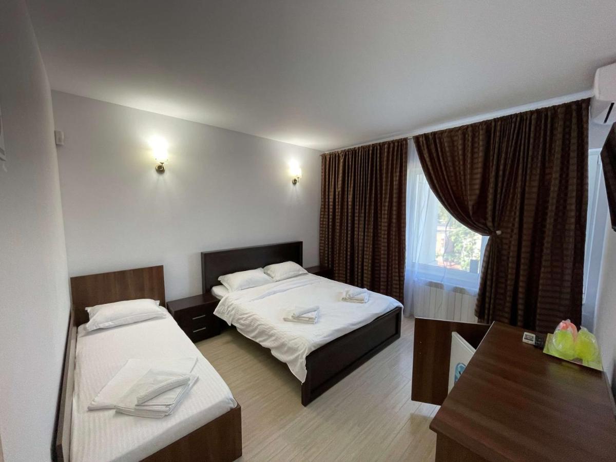 Vila Regal Mamaia Luaran gambar