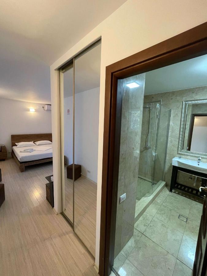 Vila Regal Mamaia Luaran gambar